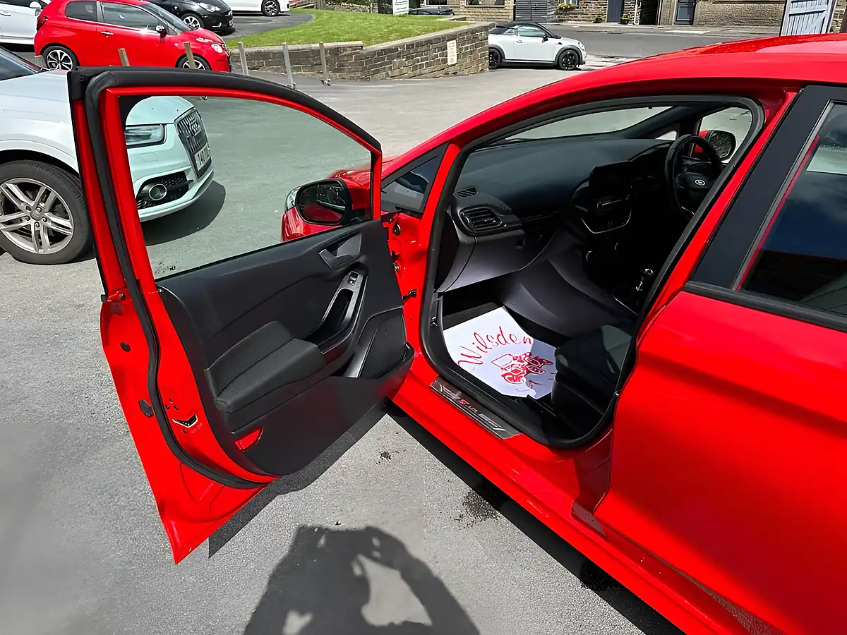 Used 2018 Ford Fiesta ST-Line Red - Interior and Exterior details 14