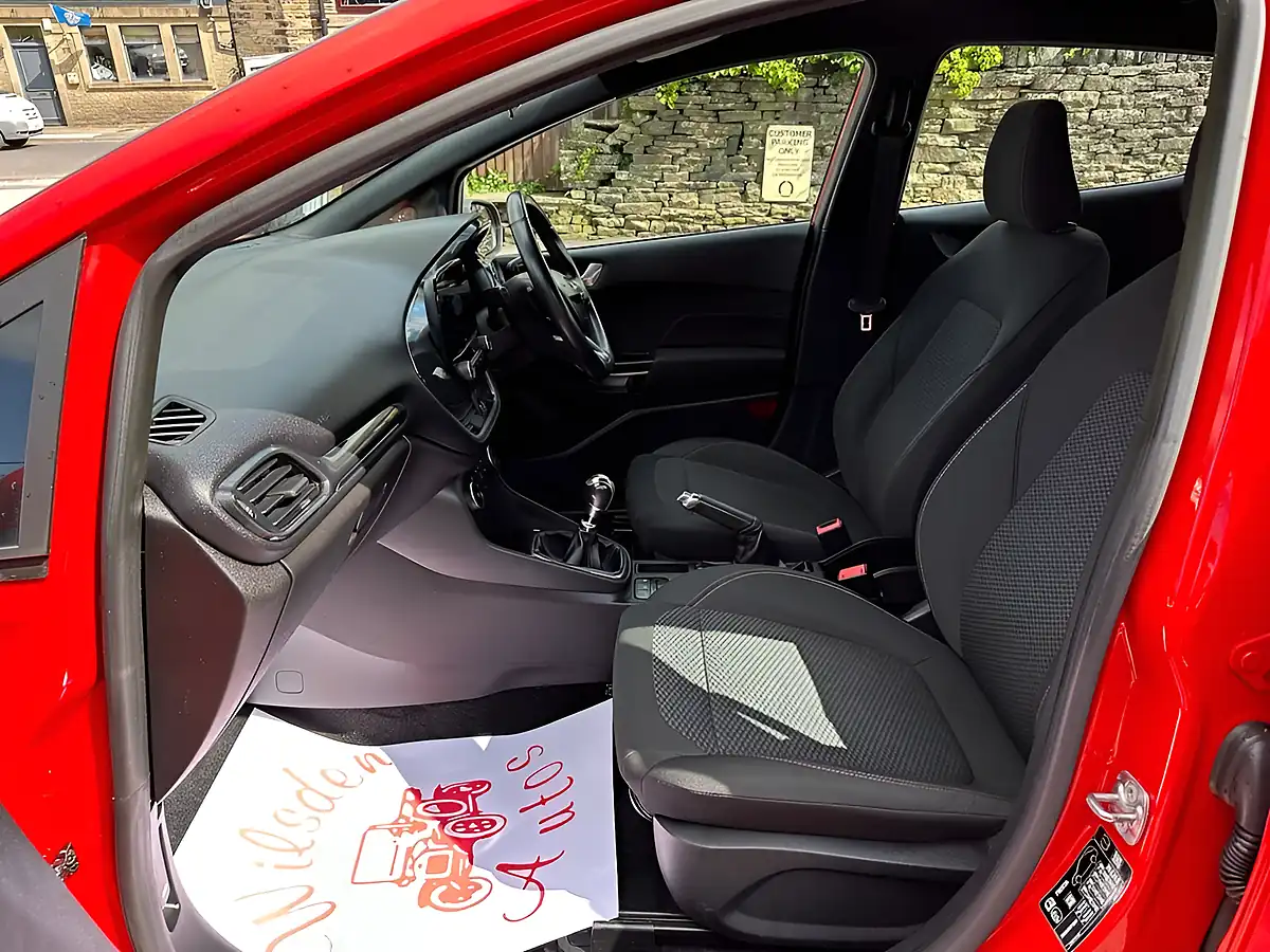 Used 2018 Ford Fiesta ST-Line Red - Interior and Exterior details 15