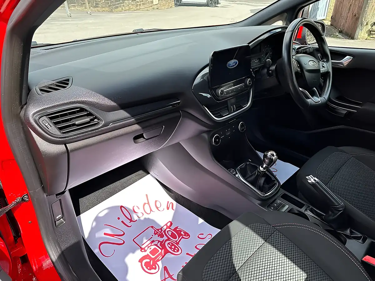 Used 2018 Ford Fiesta ST-Line Red - Interior and Exterior details 16