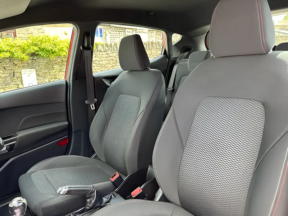 Used 2018 Ford Fiesta ST-Line Red - Interior and Exterior details 17
