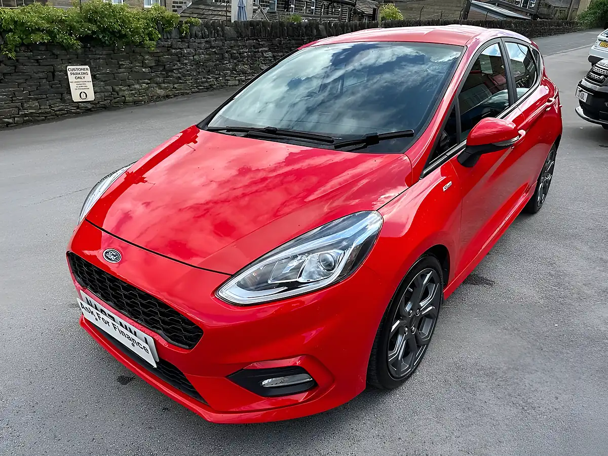 Used 2018 Ford Fiesta ST-Line Red - Interior and Exterior details 4