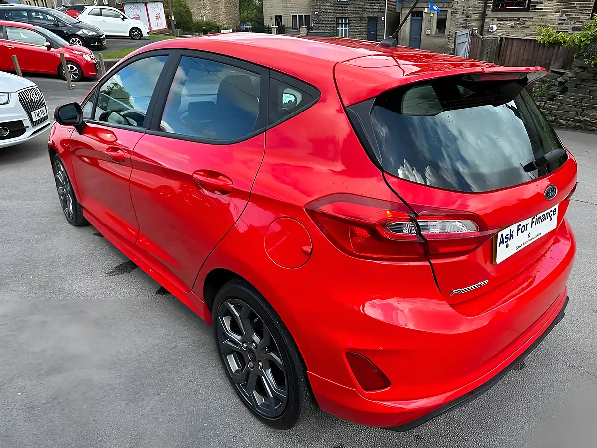Used 2018 Ford Fiesta ST-Line Red - Interior and Exterior details 6
