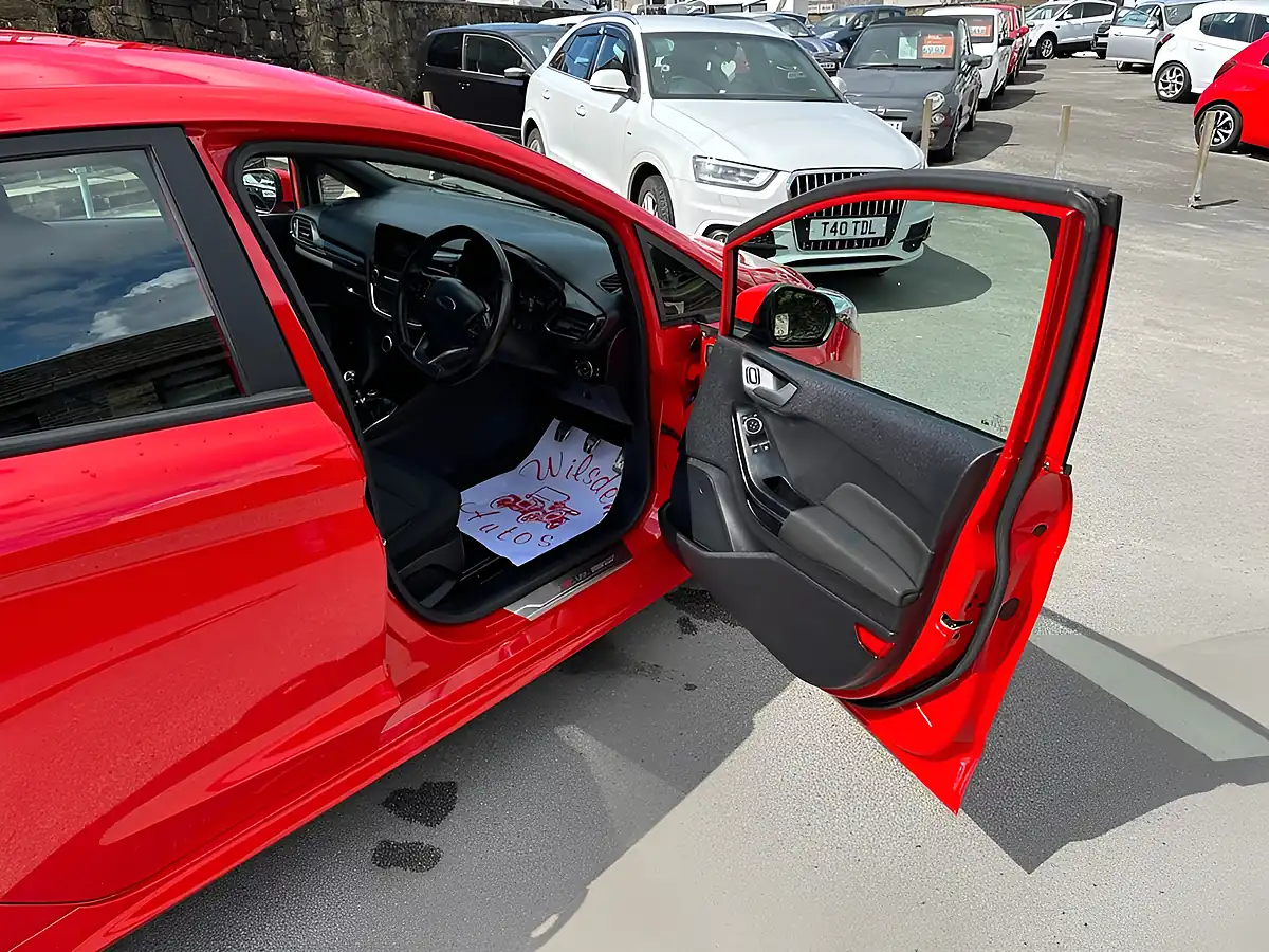 Used 2018 Ford Fiesta ST-Line Red - Interior and Exterior details 9