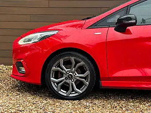 Used 2018 Ford Fiesta ST-Line Red - Interior and Exterior details 10