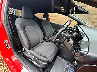 Used 2018 Ford Fiesta ST-Line Red - Interior and Exterior details 13
