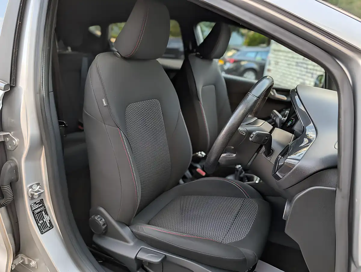 Used 2018 Ford Fiesta ST-Line Rock Metallic - Interior and Exterior details 12