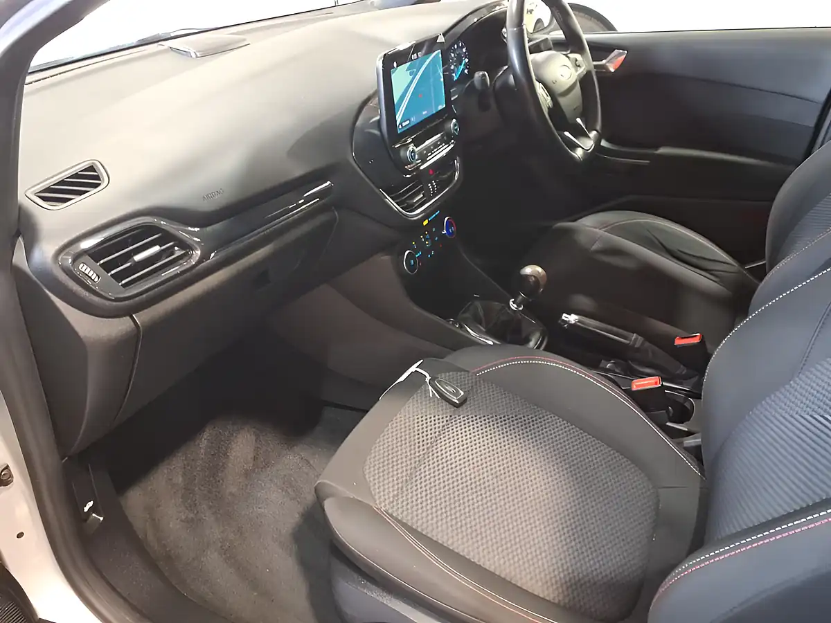 Used 2018 Ford Fiesta ST-Line Silver - Interior and Exterior details 6