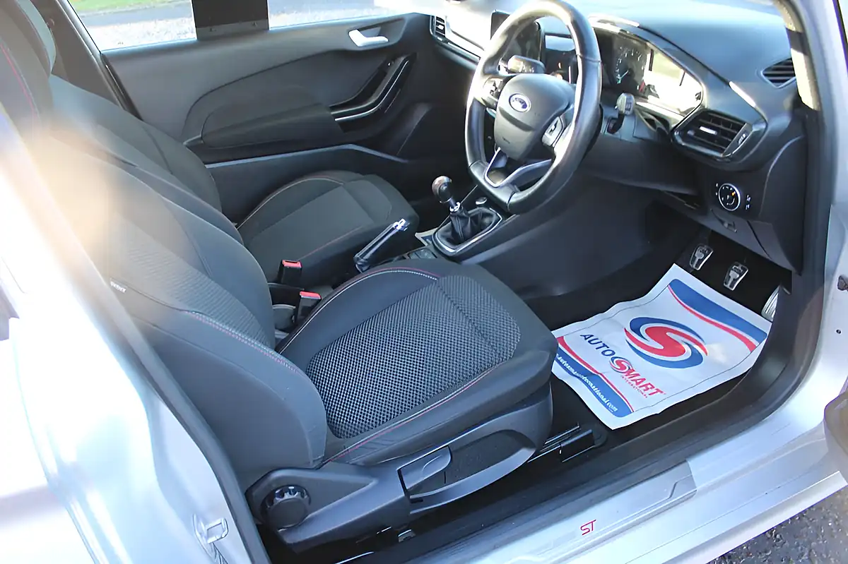 Used 2018 Ford Fiesta ST-Line Silver - Interior and Exterior details 2