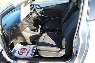 Used 2018 Ford Fiesta ST-Line Silver - Interior and Exterior details 9