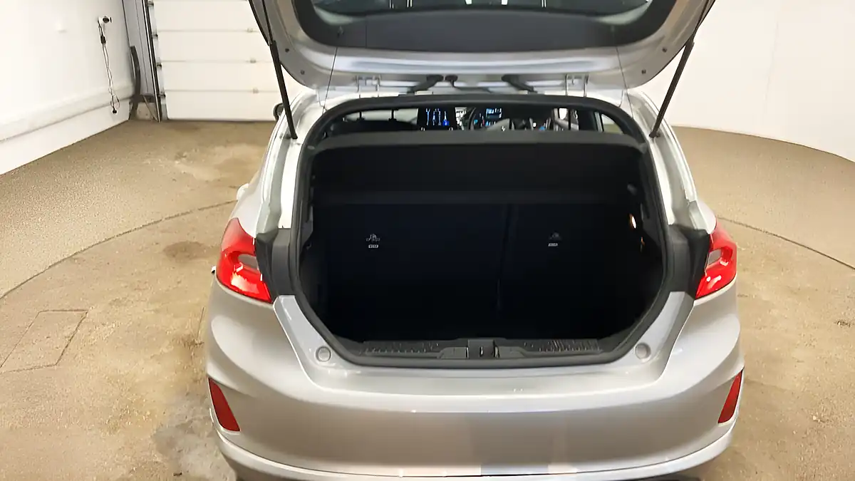 Used 2018 Ford Fiesta ST-Line Silver - Interior and Exterior details 13