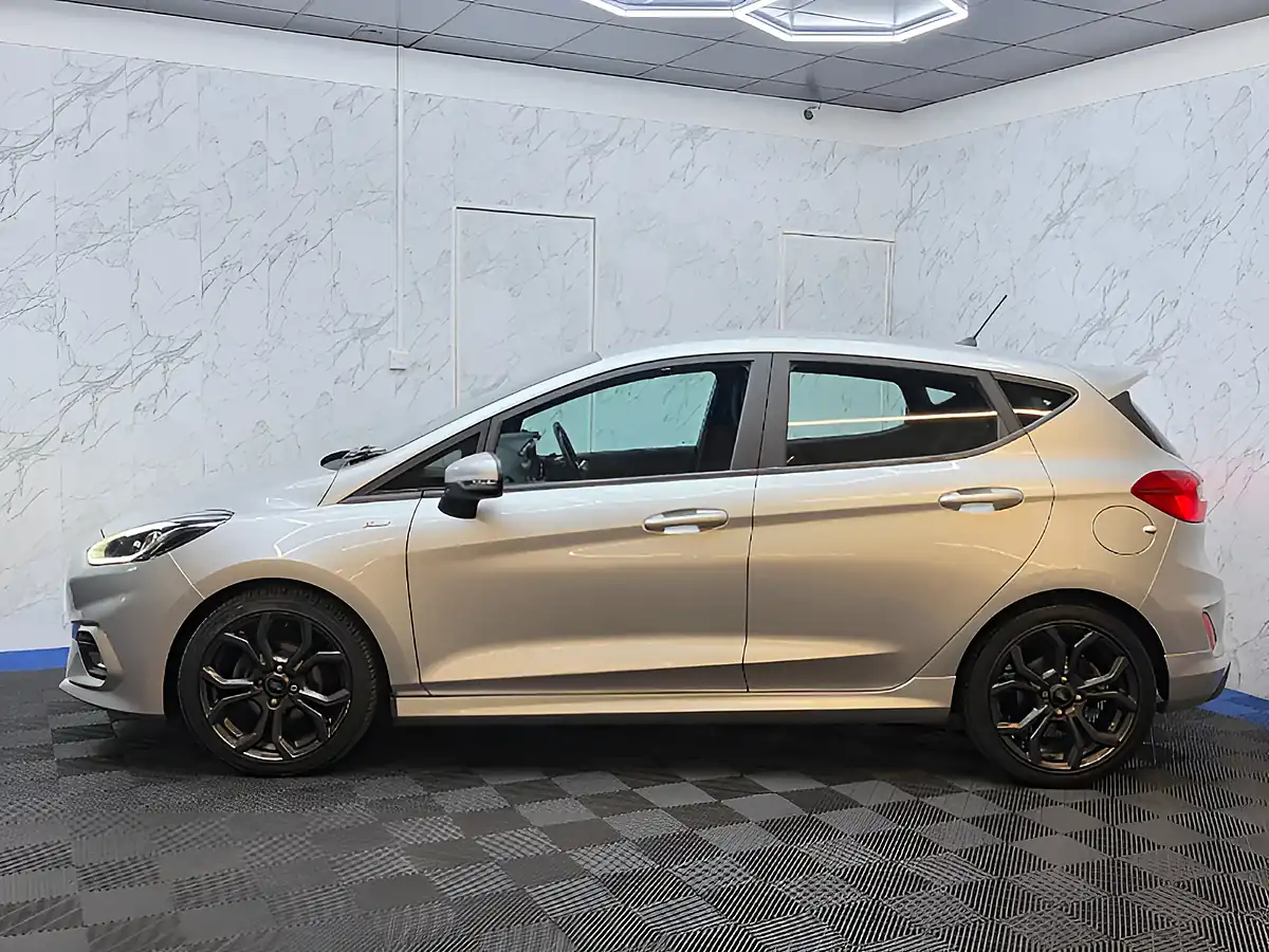 Used 2018 Ford Fiesta ST-Line Silver - Interior and Exterior details 8