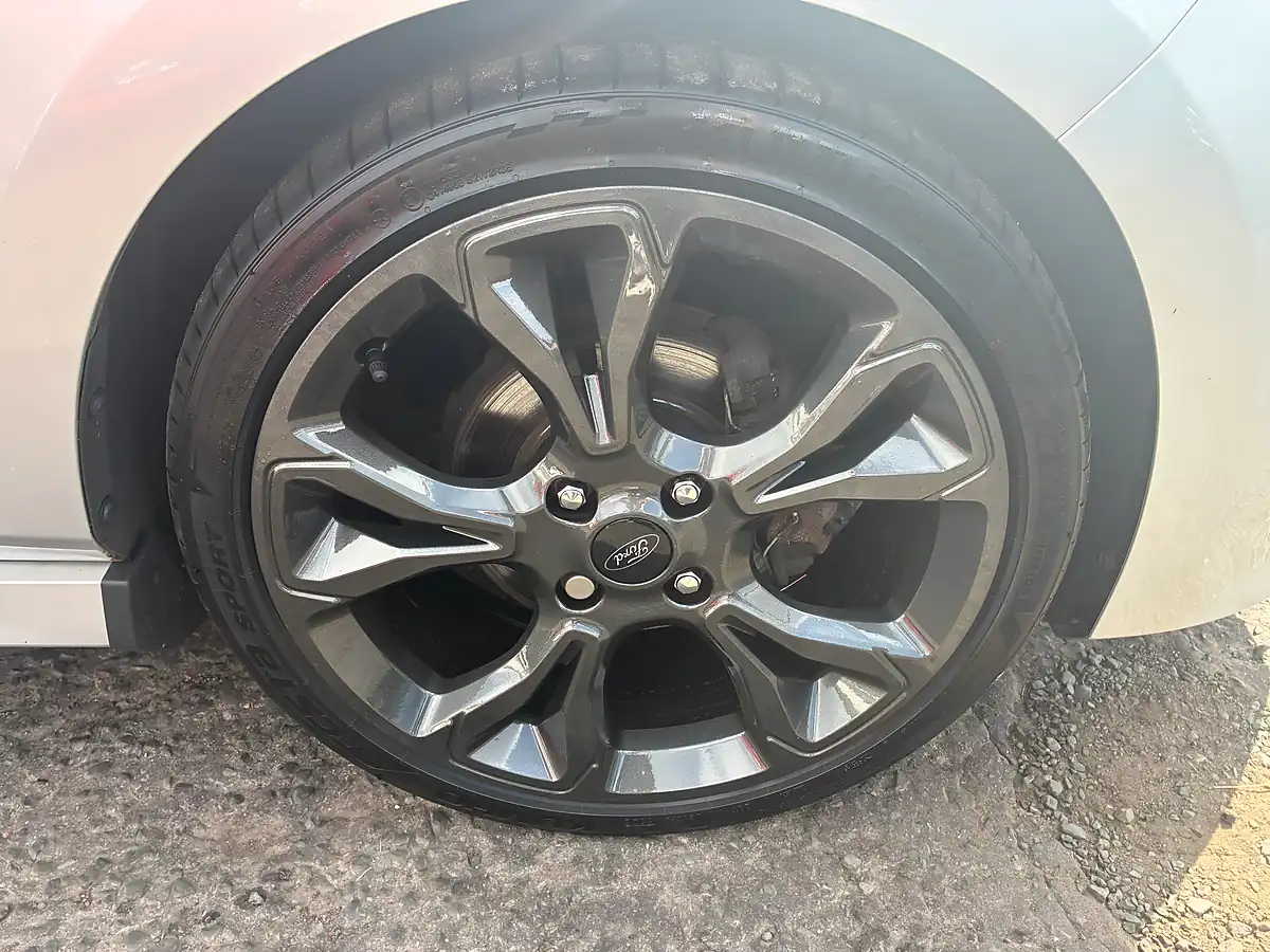 Used 2018 Ford Fiesta ST-Line Silver - Interior and Exterior details 11