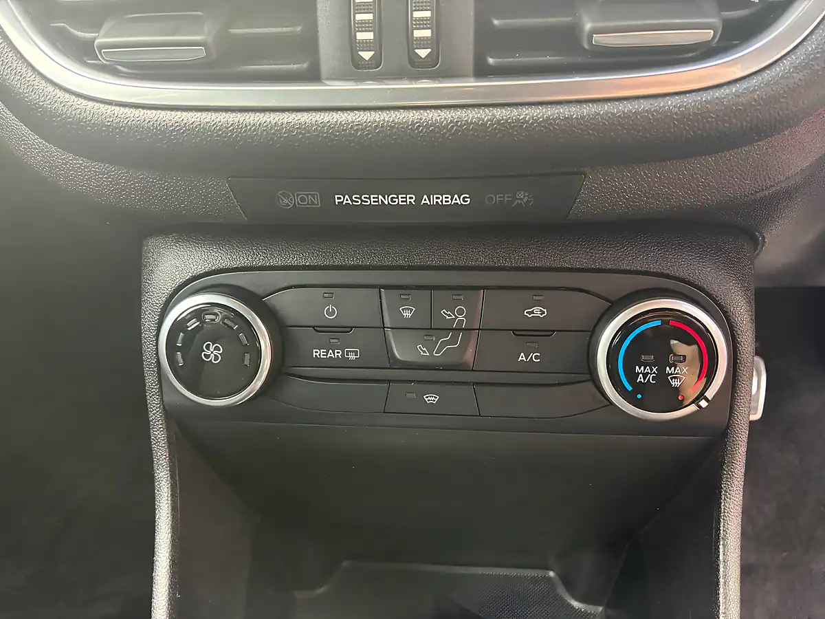 Used 2018 Ford Fiesta ST-Line Silver - Interior and Exterior details 17