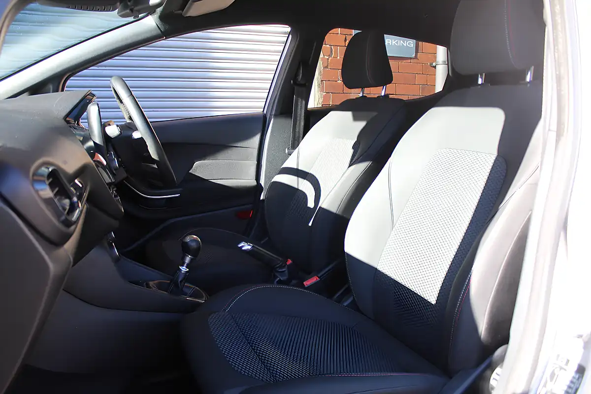 Used 2018 Ford Fiesta ST-Line Silver - Interior and Exterior details 13