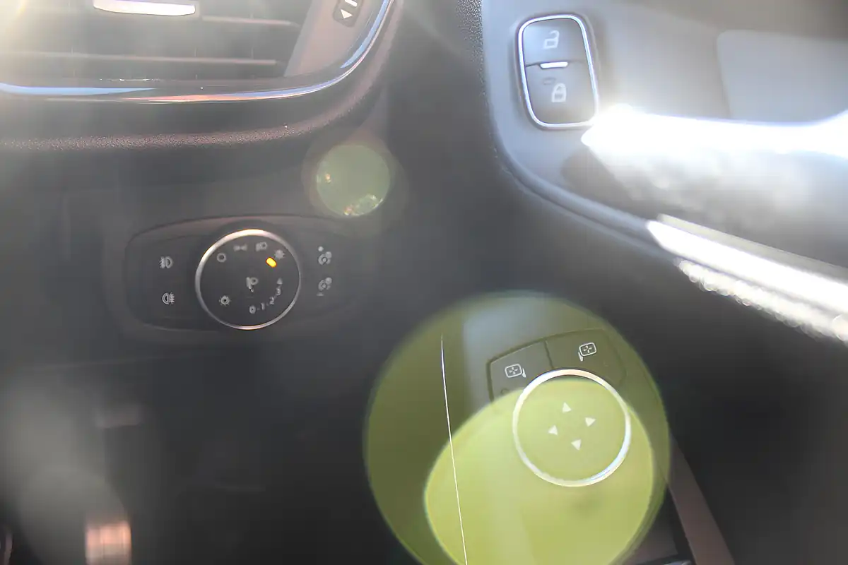 Used 2018 Ford Fiesta ST-Line Silver - Interior and Exterior details 18