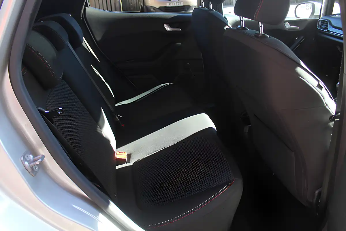 Used 2018 Ford Fiesta ST-Line Silver - Interior and Exterior details 20