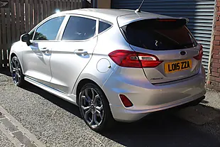 Used 2018 Ford Fiesta ST-Line Silver - Interior and Exterior details 6