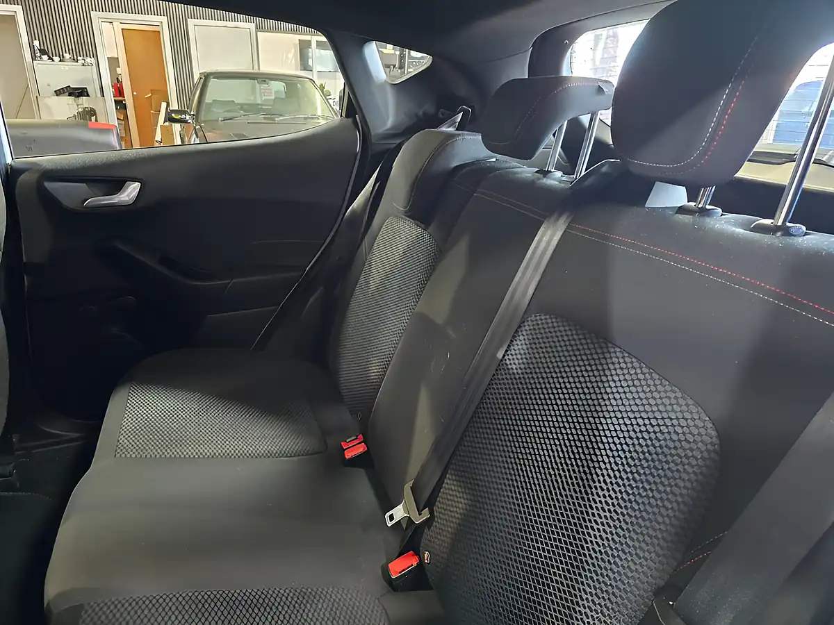 Used 2018 Ford Fiesta ST-Line White - Interior and Exterior details 11