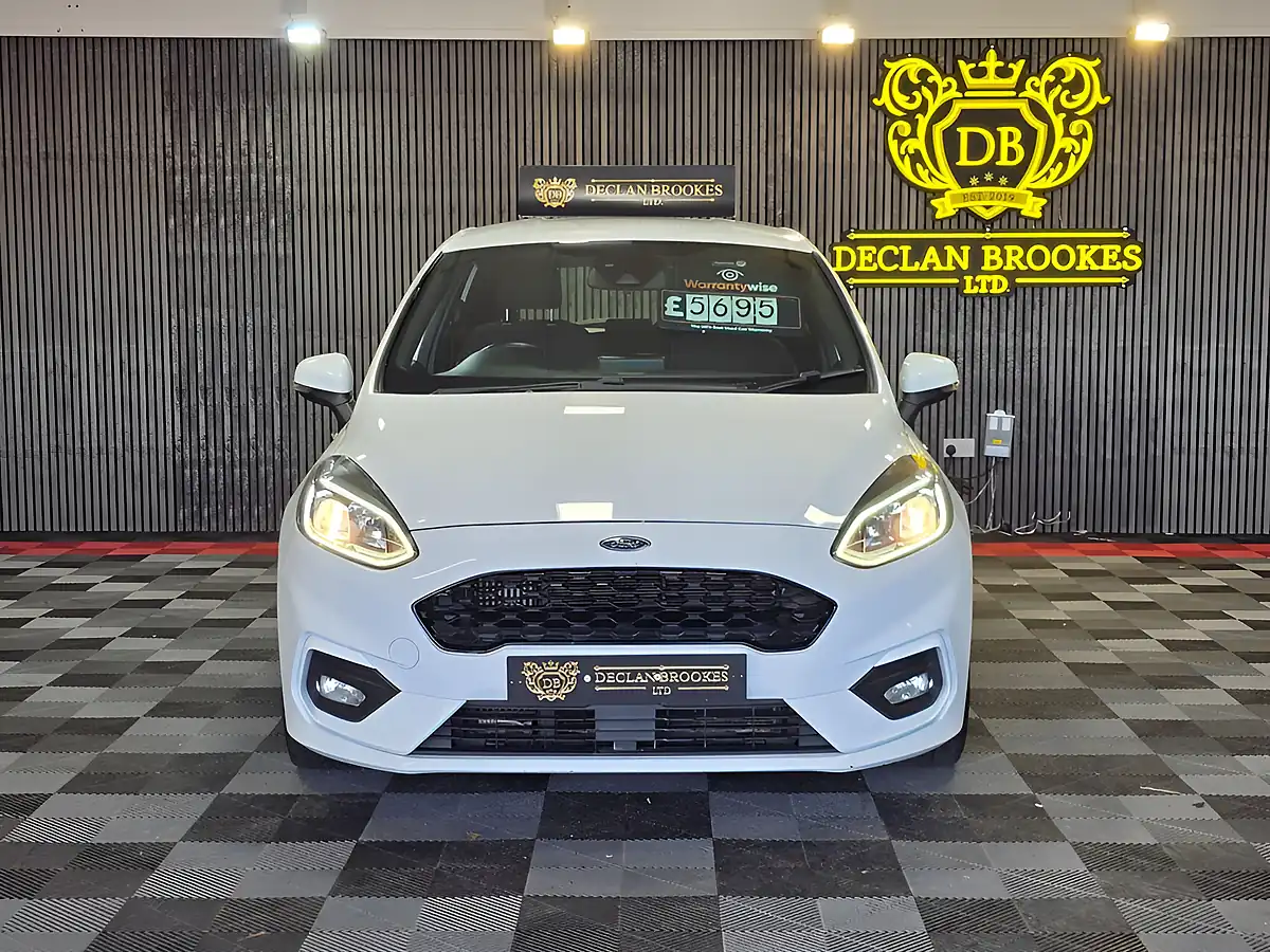 Used 2018 Ford Fiesta ST-Line White - Interior and Exterior details 8