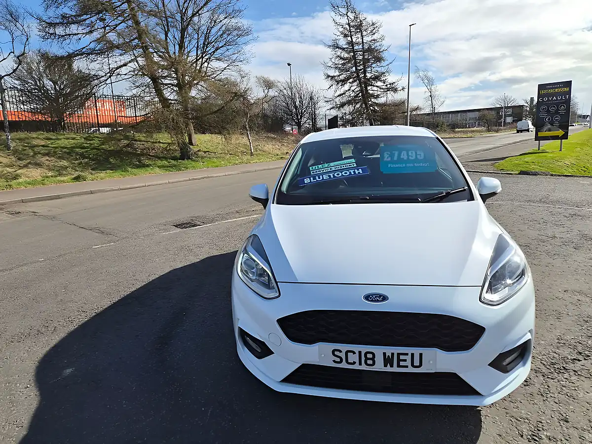 Used 2018 Ford Fiesta ST-Line White - Interior and Exterior details 11