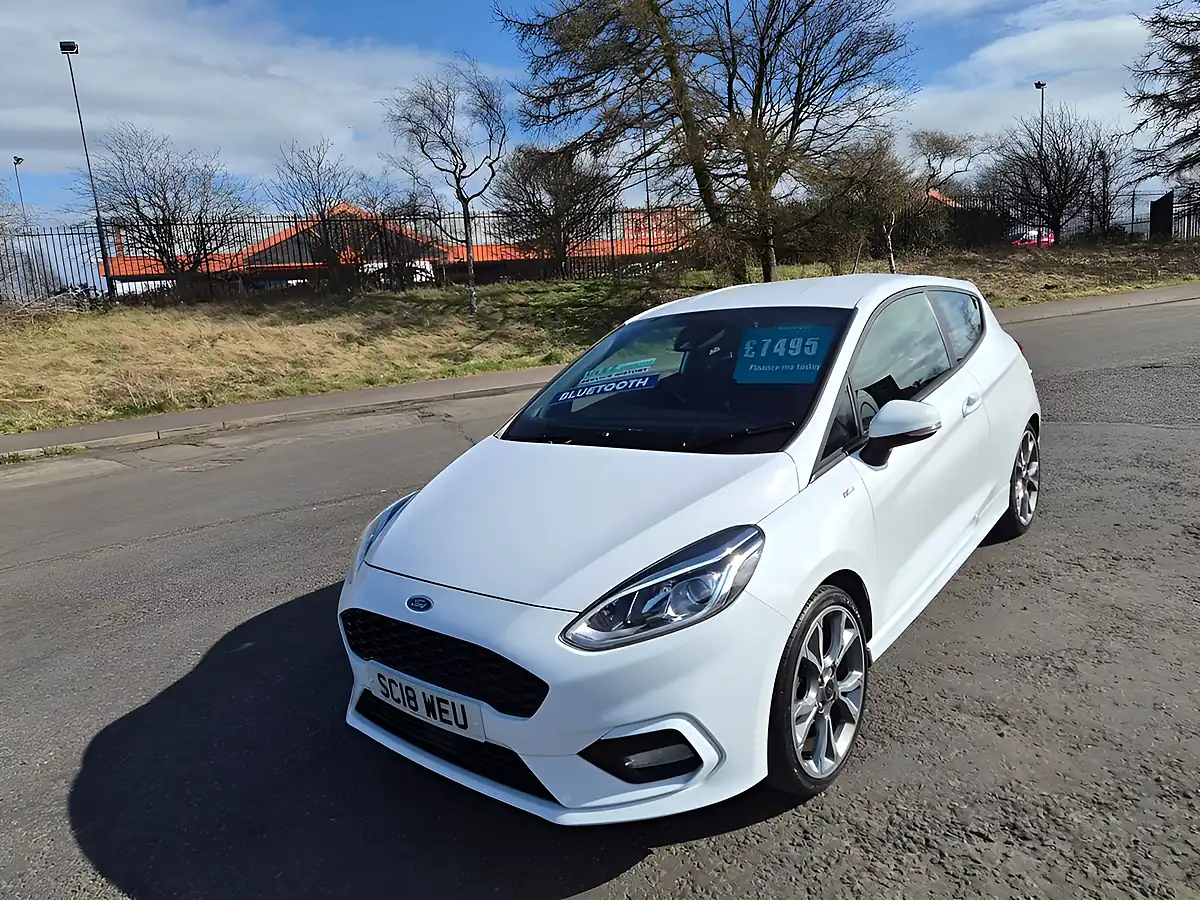 Used 2018 Ford Fiesta ST-Line White - Interior and Exterior details 3