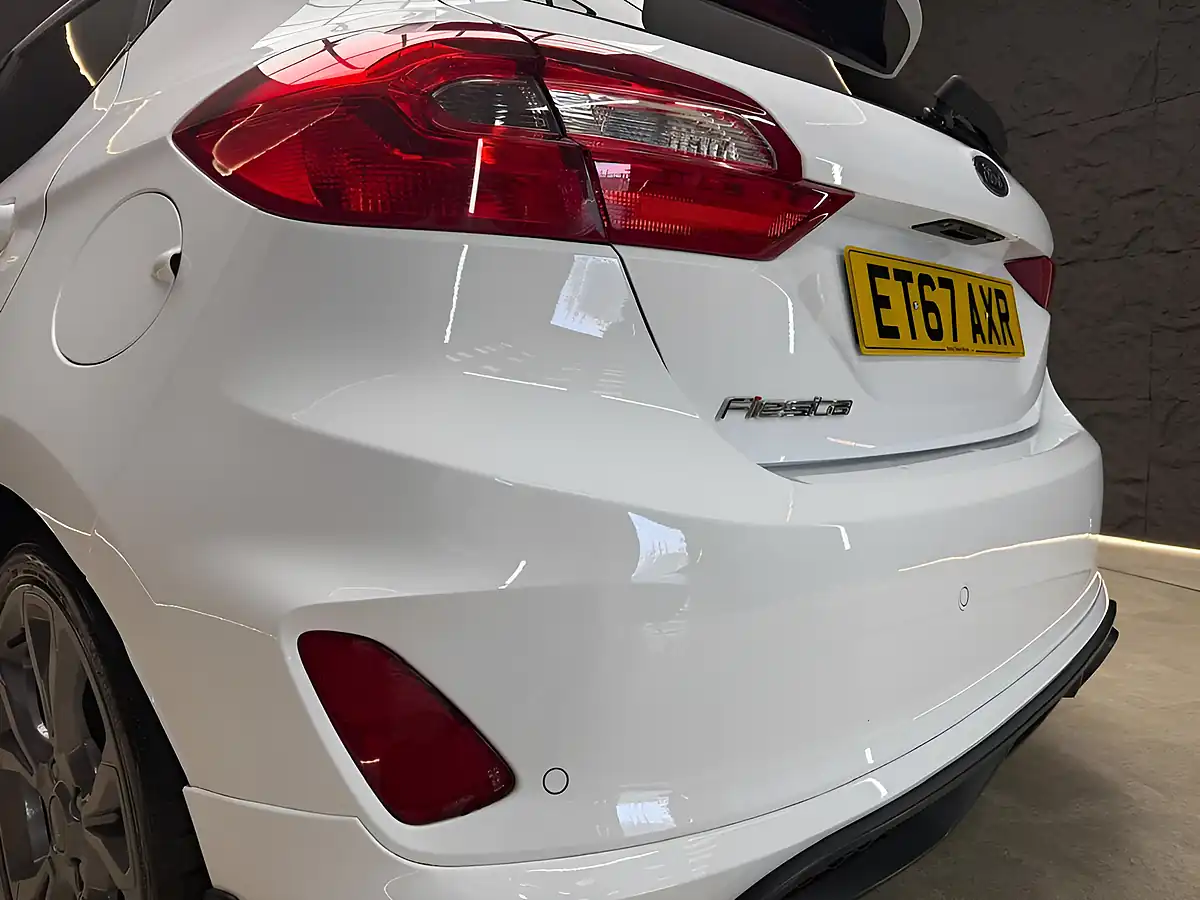 Used 2018 Ford Fiesta ST-Line White - Interior and Exterior details 10