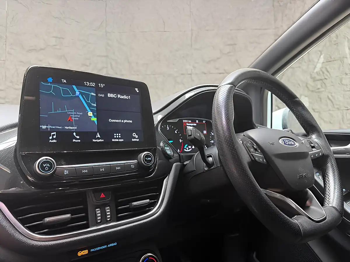 Used 2018 Ford Fiesta ST-Line White - Interior and Exterior details 15