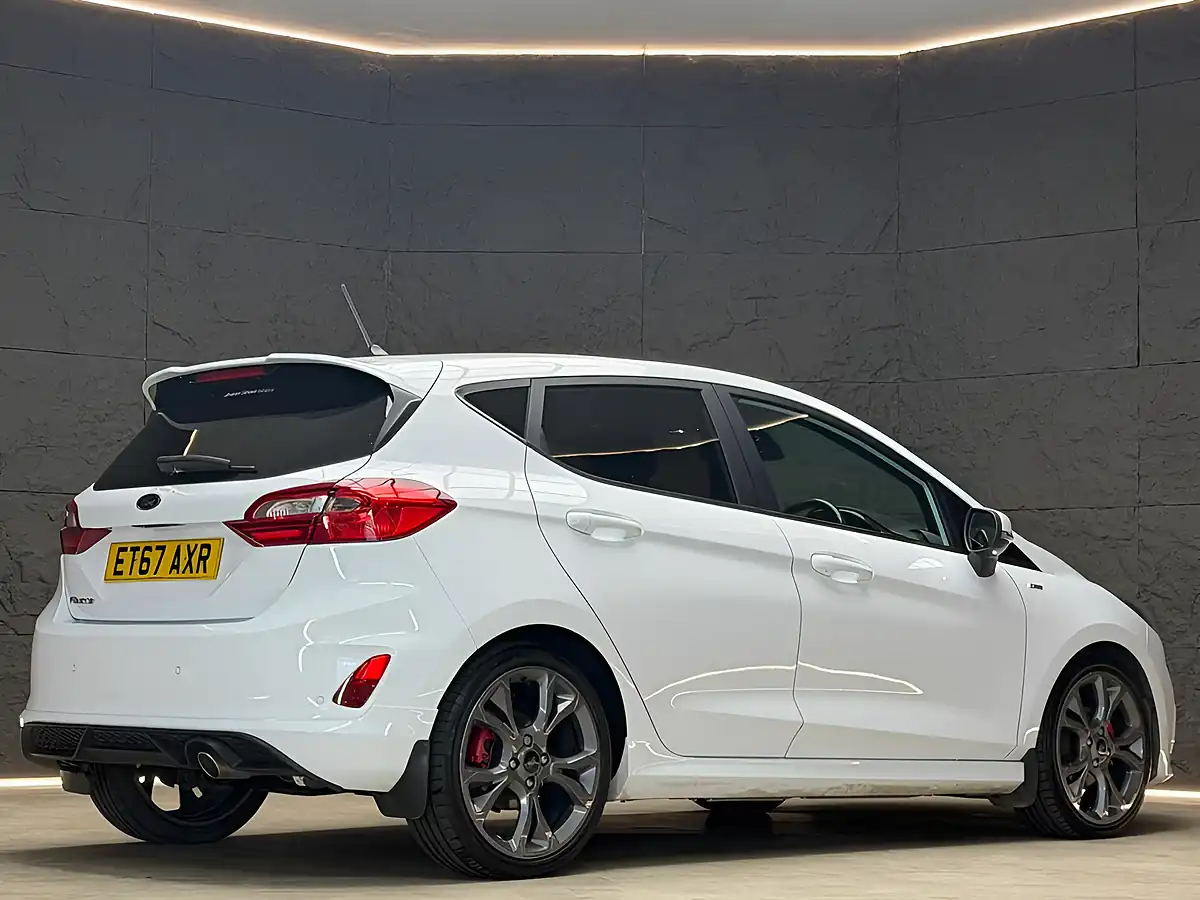 Used 2018 Ford Fiesta ST-Line White - Interior and Exterior details 7