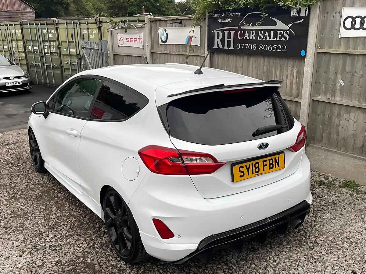 Used 2018 Ford Fiesta ST-Line White - Interior and Exterior details 14