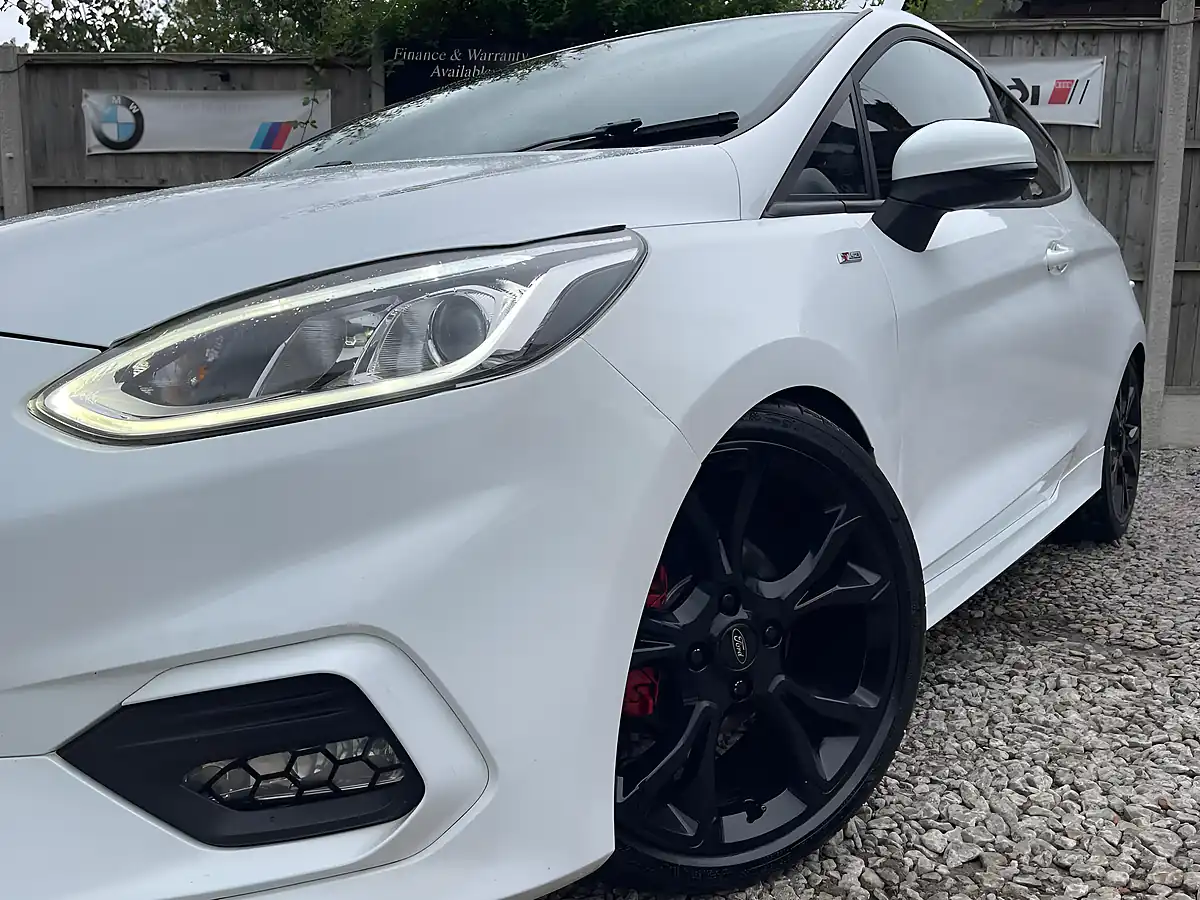 Used 2018 Ford Fiesta ST-Line White - Interior and Exterior details 15