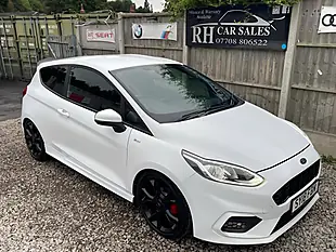 Used 2018 Ford Fiesta ST-Line White - Interior and Exterior details 2