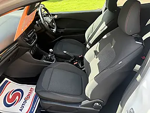 Used 2018 Ford Fiesta ST-Line White - Interior and Exterior details 12