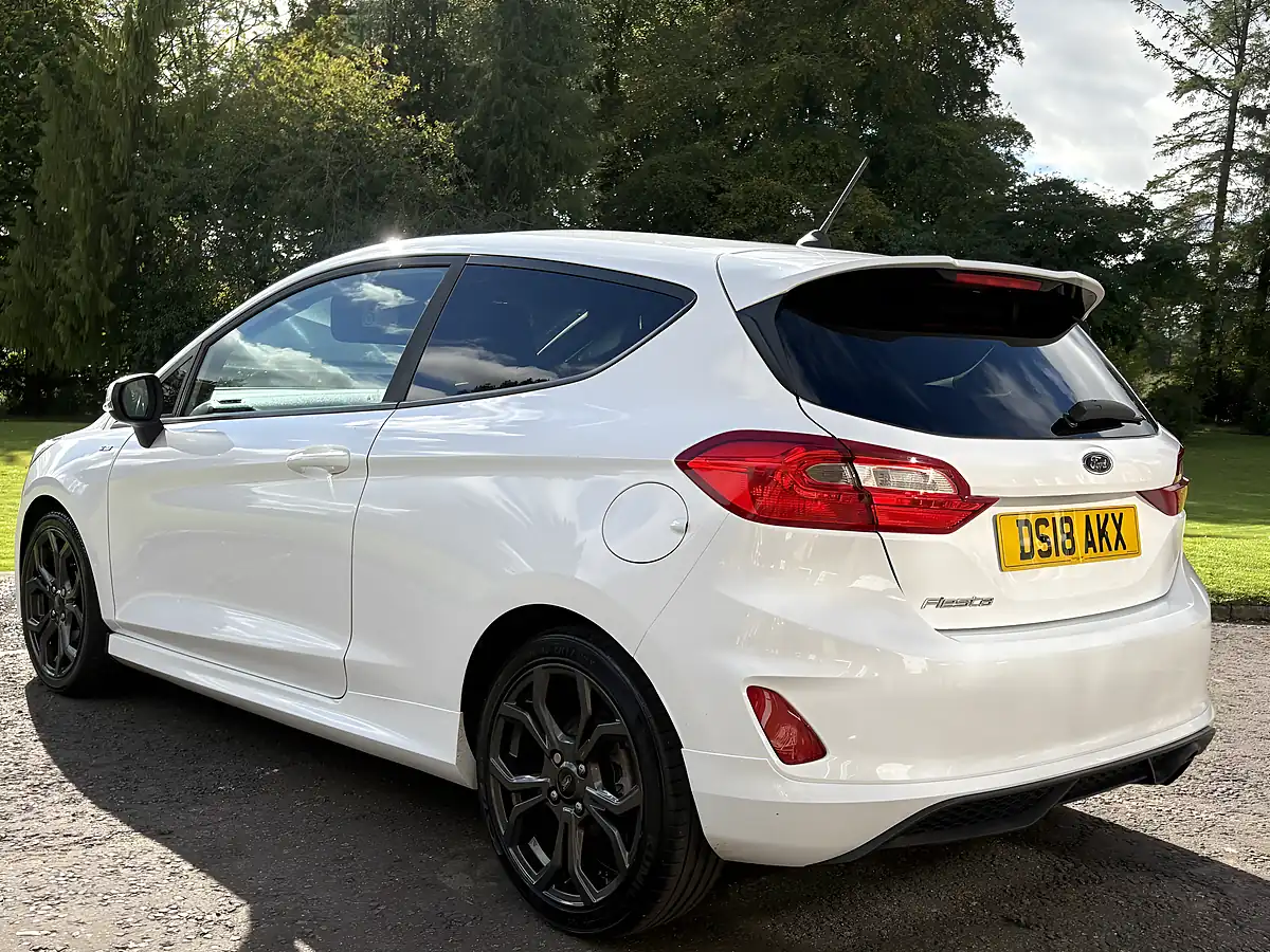 Used 2018 Ford Fiesta ST-Line White - Interior and Exterior details 7