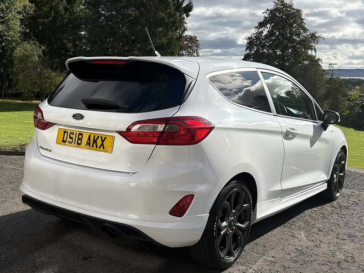 Used 2018 Ford Fiesta ST-Line White - Interior and Exterior details 8
