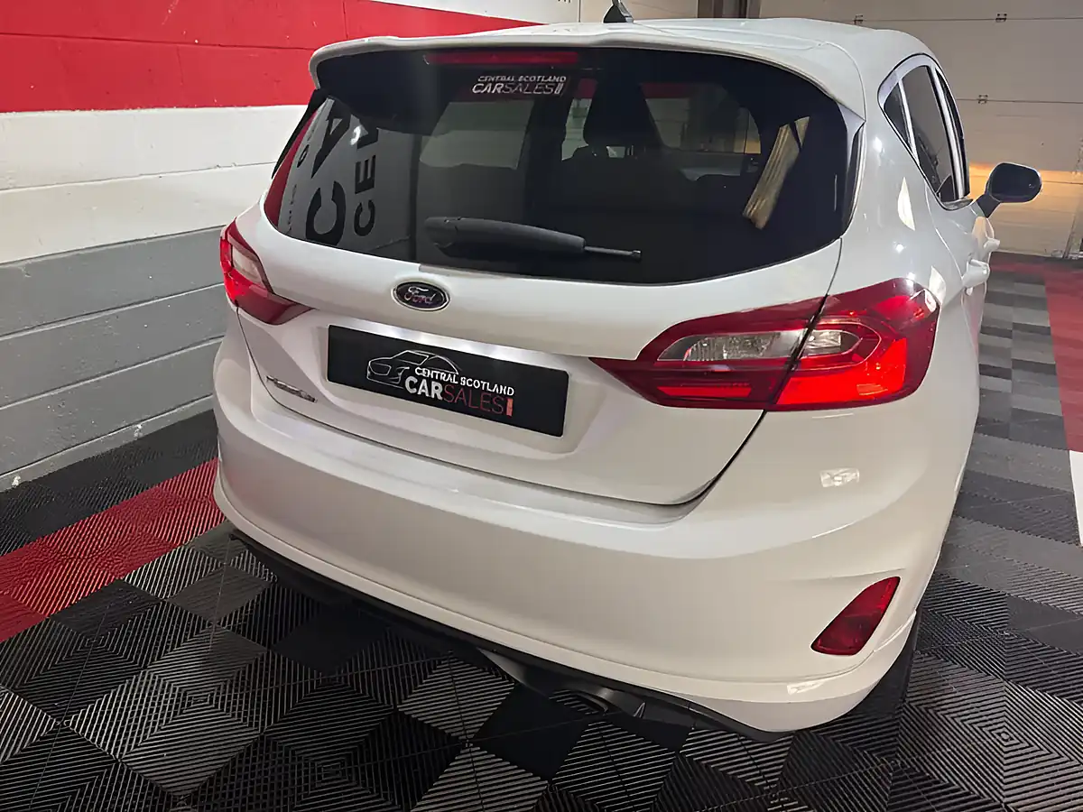 Used 2018 Ford Fiesta ST-Line White - Interior and Exterior details 11