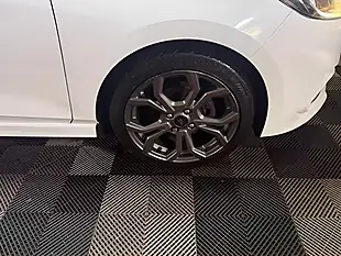 Used 2018 Ford Fiesta ST-Line White - Interior and Exterior details 4