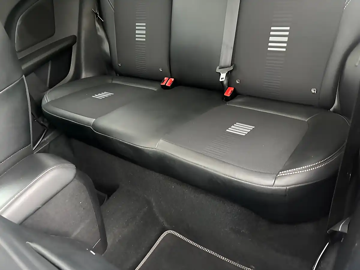 Used 2018 Ford Fiesta ST-Line X Blue - Interior and Exterior details 11