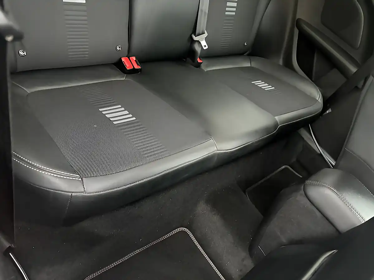 Used 2018 Ford Fiesta ST-Line X Blue - Interior and Exterior details 14
