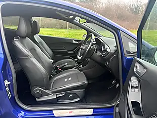 Used 2018 Ford Fiesta ST-Line X Blue - Interior and Exterior details 15