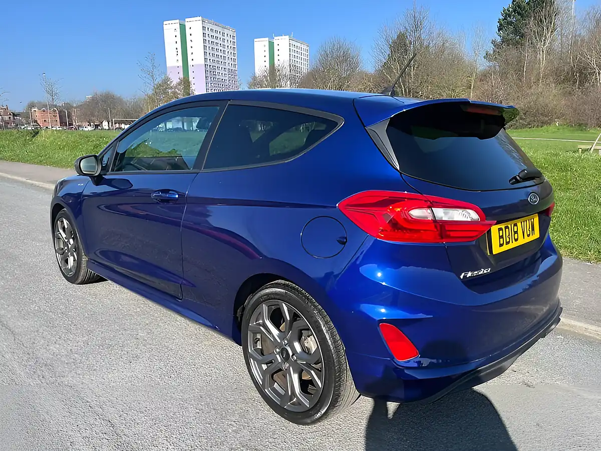 Used 2018 Ford Fiesta ST-Line X Blue - Interior and Exterior details 3