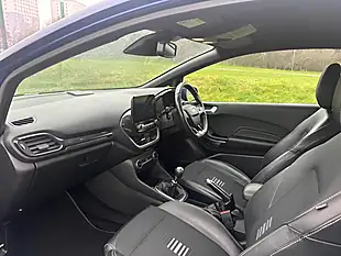 Used 2018 Ford Fiesta ST-Line X Blue - Interior and Exterior details 8