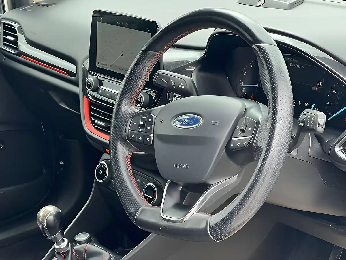 Used 2018 Ford Fiesta ST-Line X Frozen White - Interior and Exterior details 19