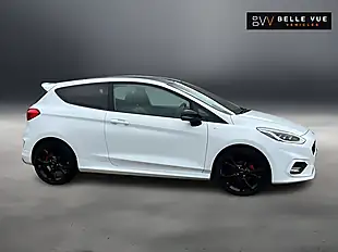 Used 2018 Ford Fiesta ST-Line X Frozen White - Interior and Exterior details 4