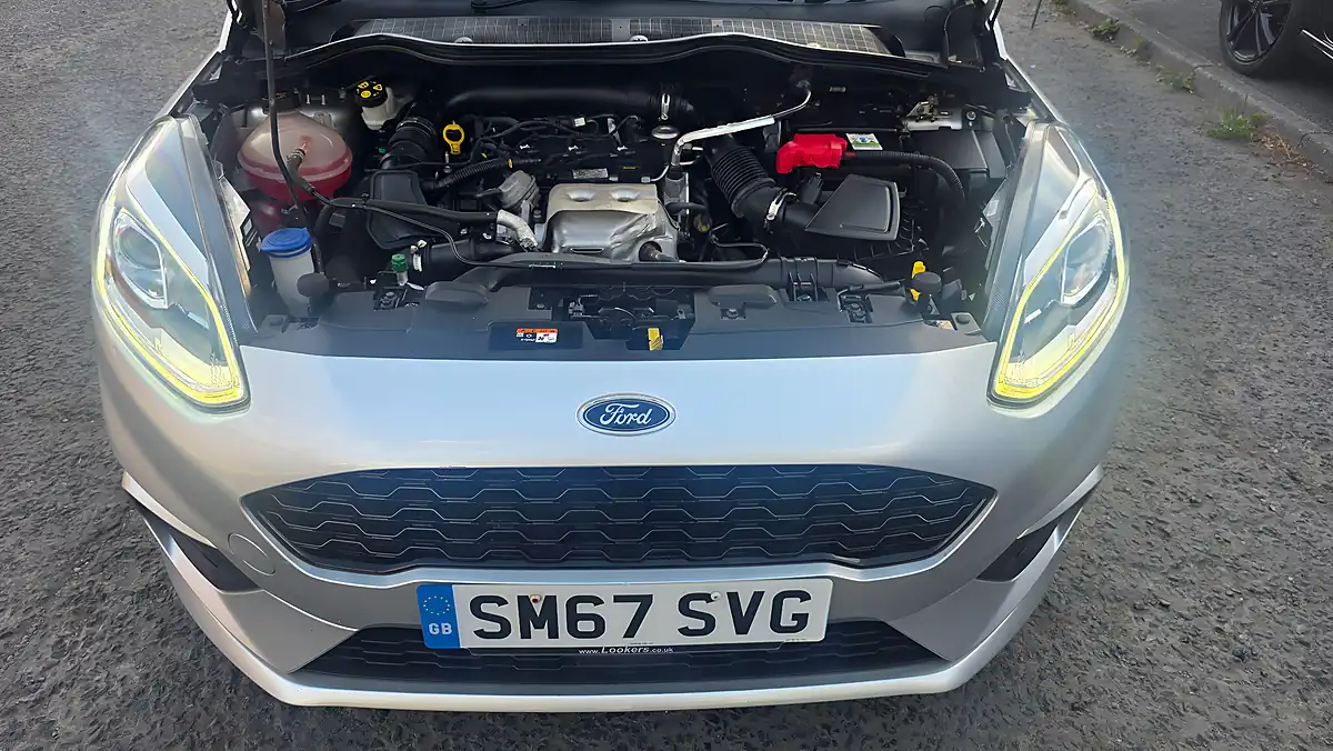 Used 2018 Ford Fiesta ST-Line X Silver - Interior and Exterior details 20