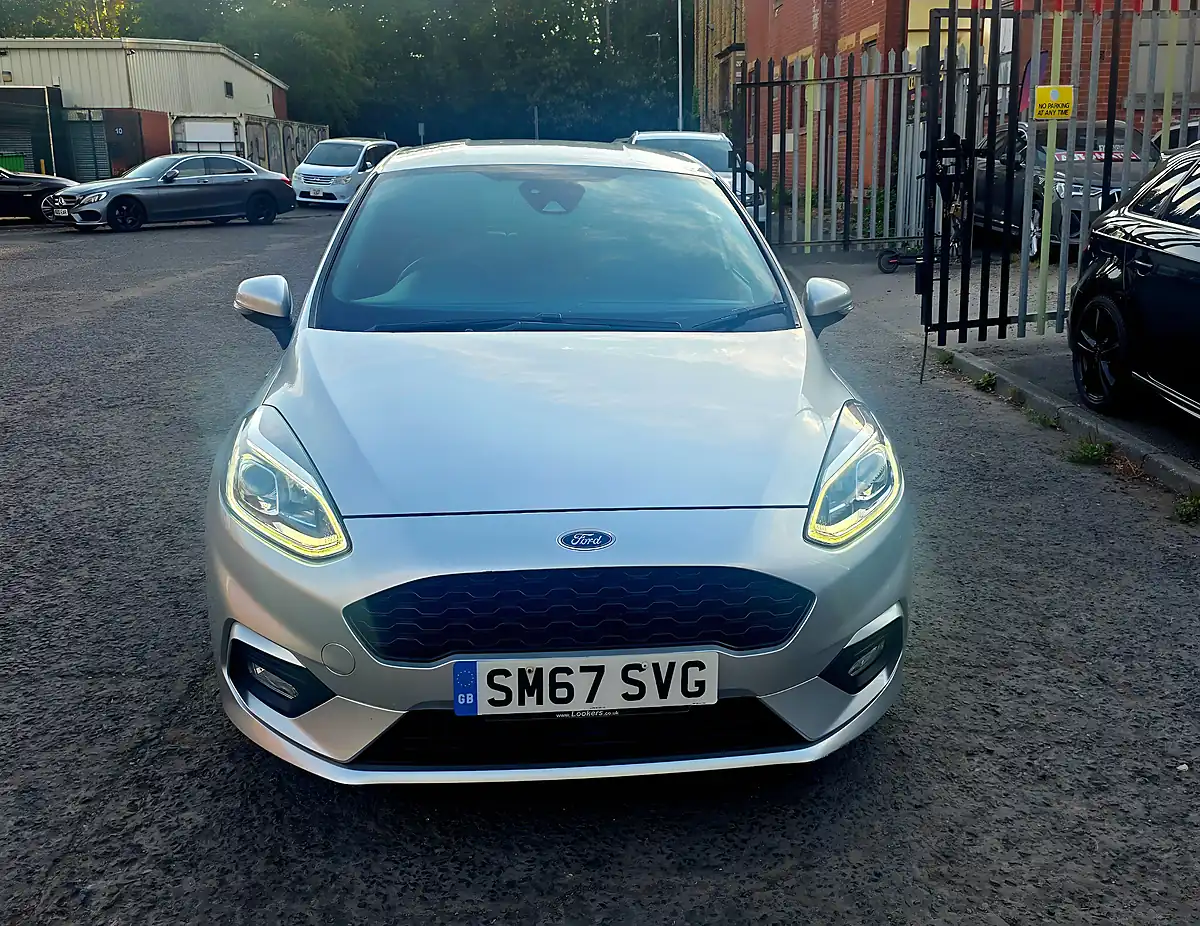Used 2018 Ford Fiesta ST-Line X Silver - Interior and Exterior details 4