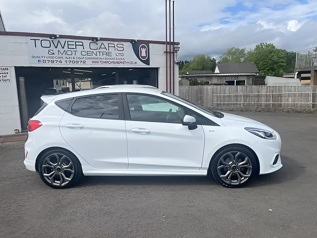 Used 2018 Ford Fiesta ST-Line X White - Interior and Exterior details 2
