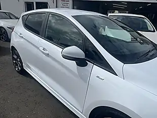 Used 2018 Ford Fiesta ST-Line X White - Interior and Exterior details 6