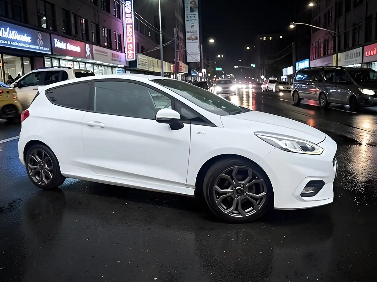 Used 2018 Ford Fiesta ST-Line X White - Front View