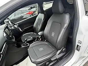 Used 2018 Ford Fiesta ST-Line X White - Interior and Exterior details 13