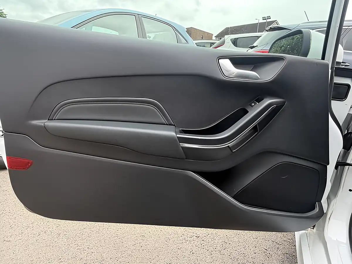 Used 2018 Ford Fiesta ST-Line X White - Interior and Exterior details 15